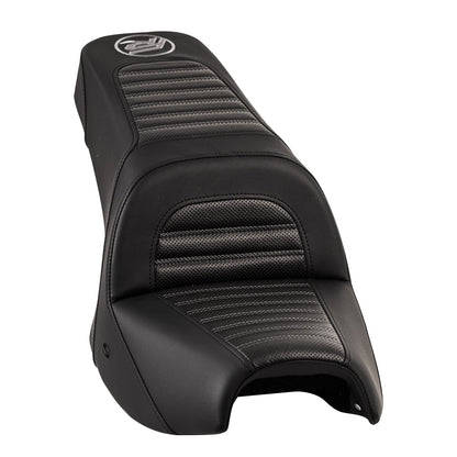 Selle fine Saddlemen Forever Rad Pro Series (portée réduite de 5 cm) pour modèles PowerPlus : Indian Challenger, Pursuit PP Chieftain, PP Roadmaster.